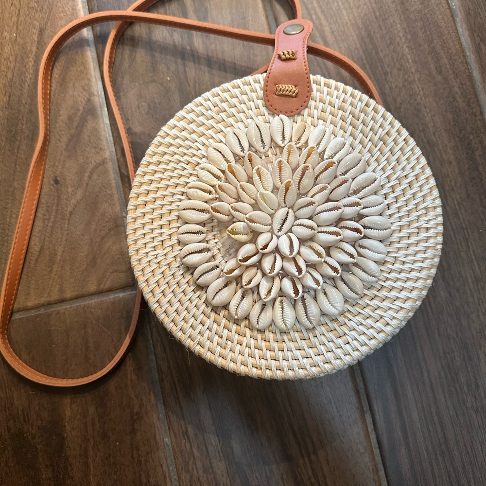 Round Woven Shell-Embellished Bag